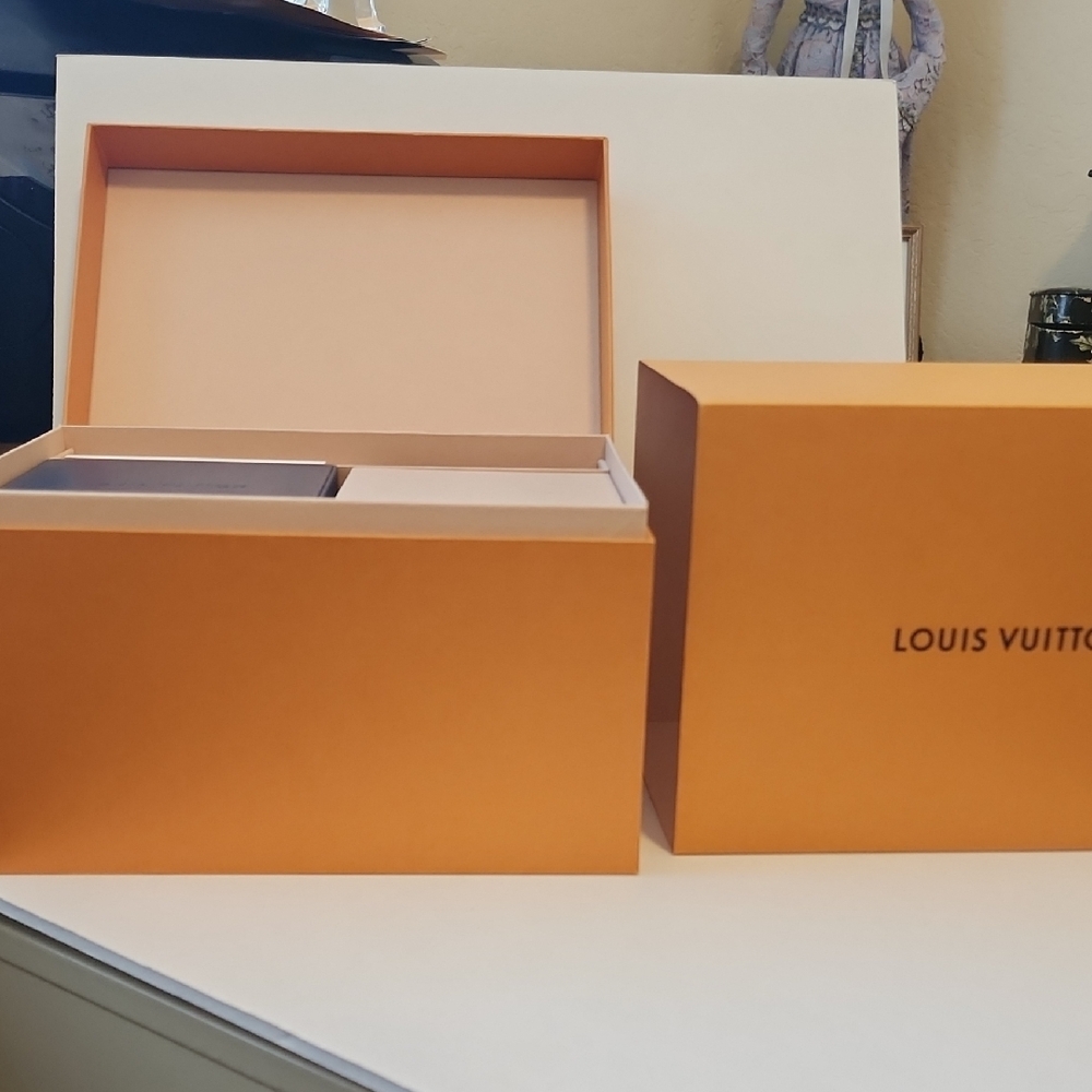 Louis Vuitton Tambour Horizon Signature Orange Box